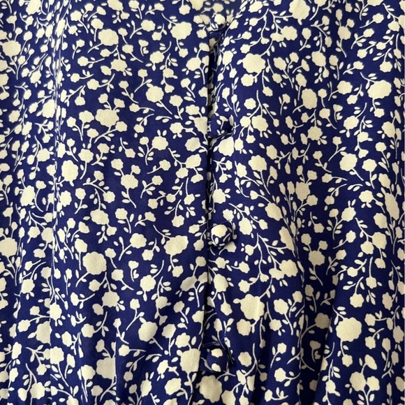 blouse - Picture 4 of 6